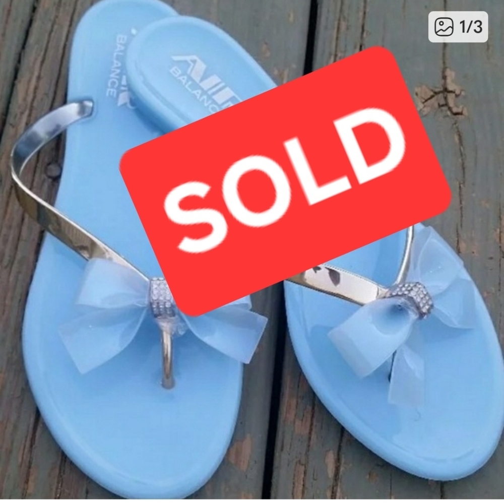 ** SOLD ** Dressy Light Blue/Gold Flip Flop